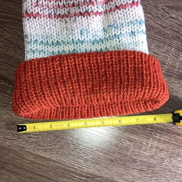 Hand Crochet beanie multi colored - Picture 8 of 9